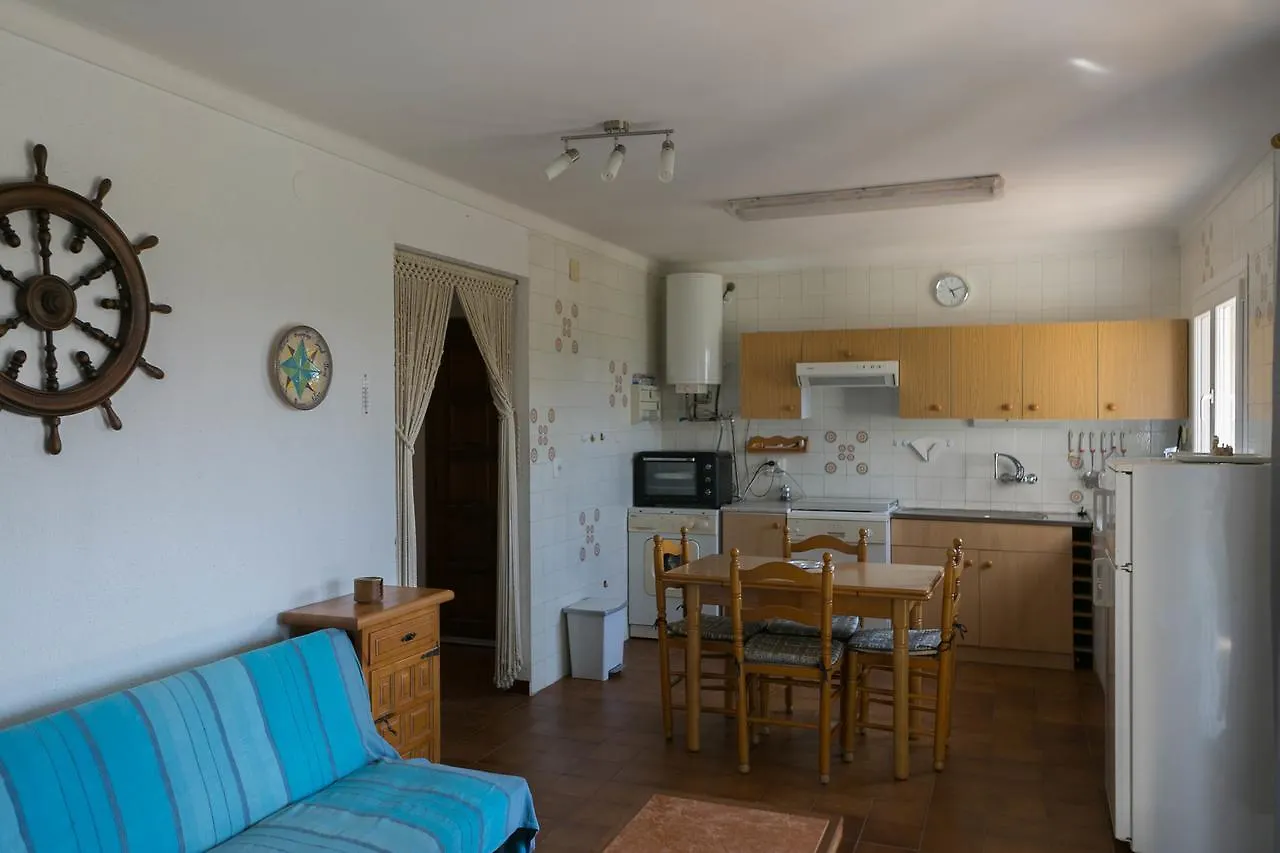 2 Bedroom Semi-Detached House In Urb. Torre Gran, L'Estartit. Great Garden And Community Pool Torroella de Montgrí Apartmán